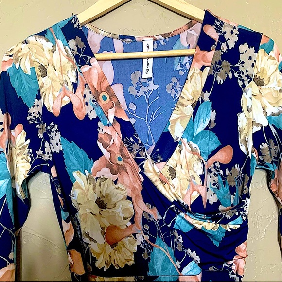 Vanilla Bay Floral Bodycon Maxi Dress EUC Size M - Picture 2 of 8